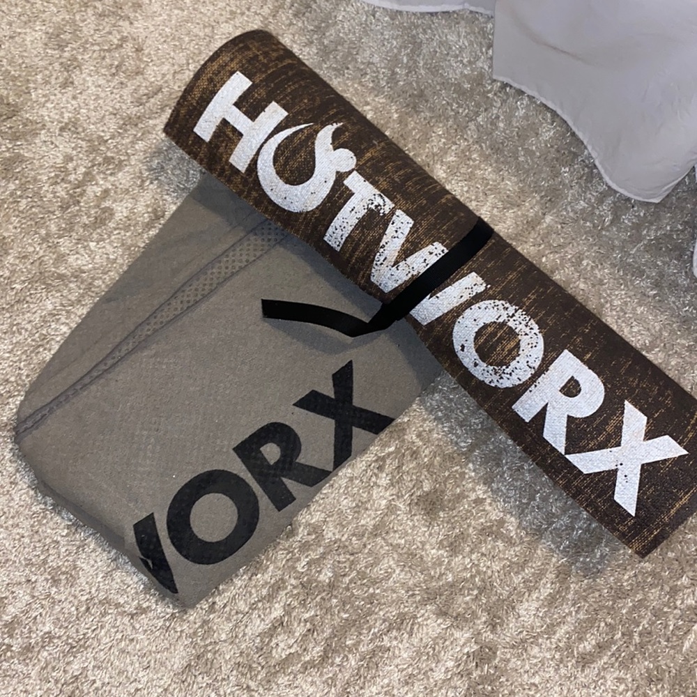 Hotwork towel & mat (I don’t have the Velcro strap that goes around the mat)